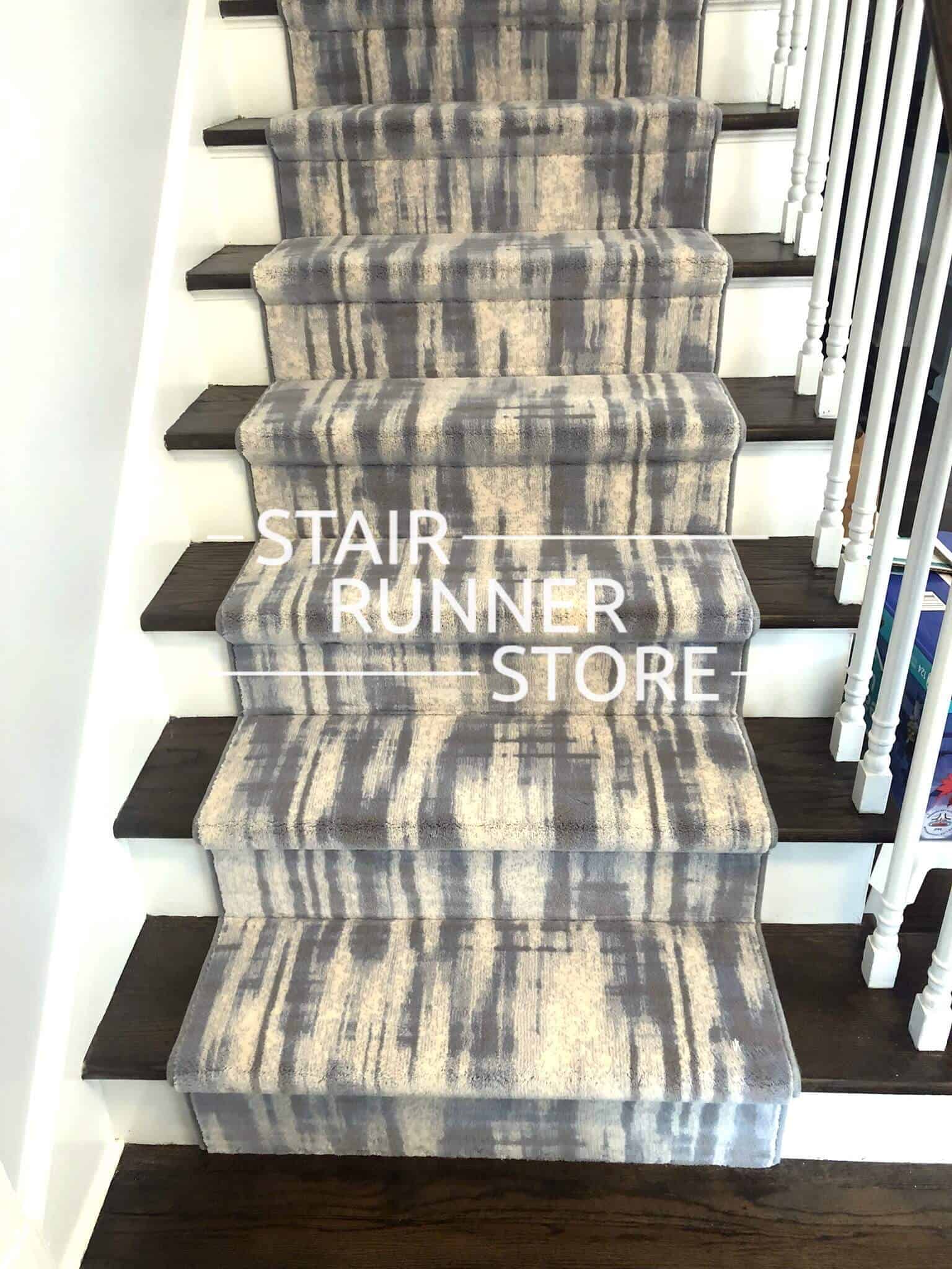 https://www.stairrunnerstore.com/wp-content/uploads/2023/06/Edmund-Custom-Size-Stair-Runner-Installation-2.jpeg
